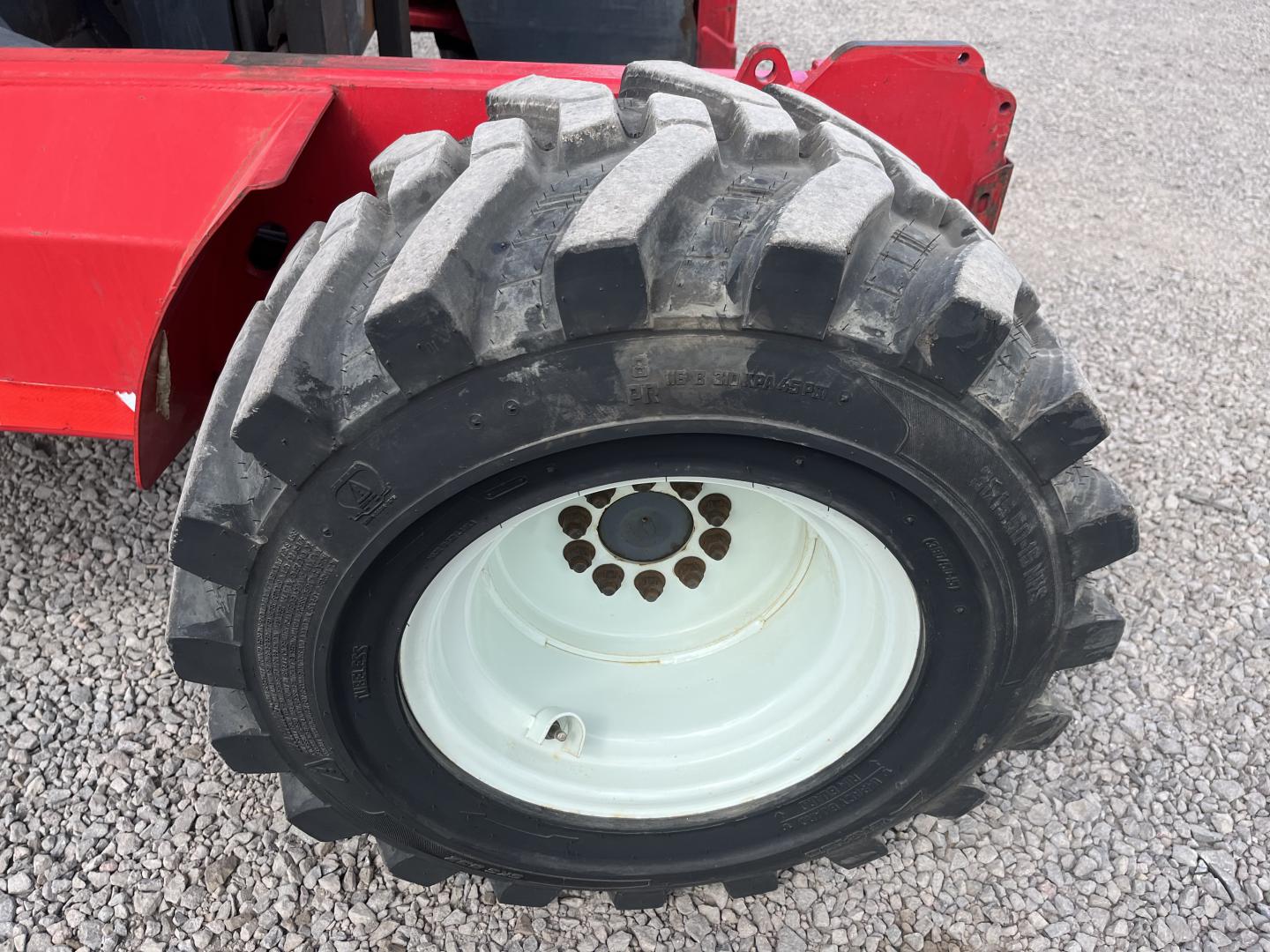 ./imagenes/INVOICE/2019/17403/MONTACARGAS MOFFETT M55 (11).JPG